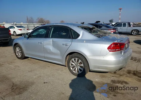 2015 Volkswagen Passat S from USA, damaged, VIN 1VWAT7A31FC059981